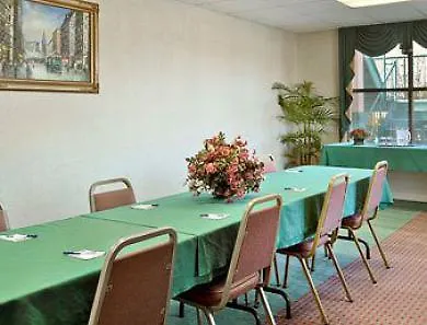 Florence Inn And Suites 