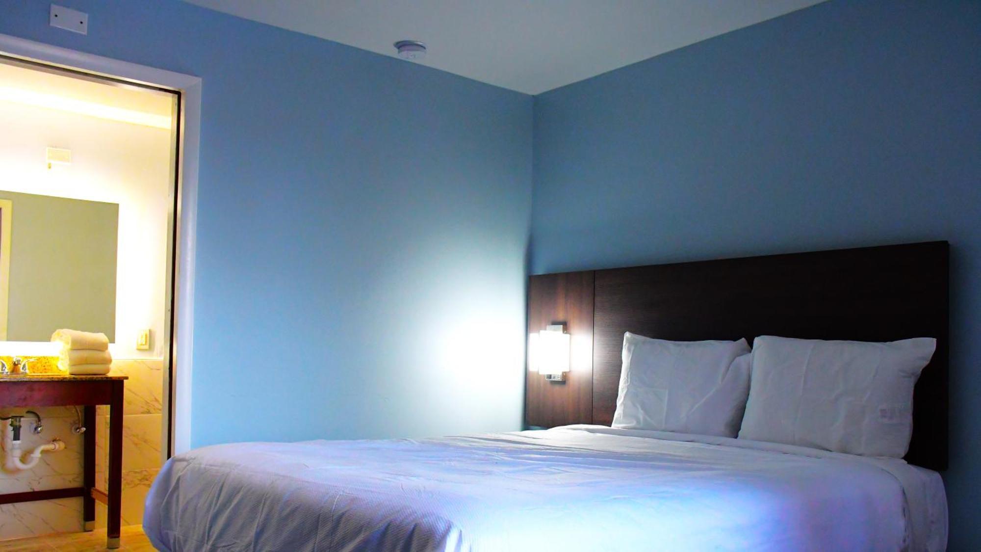 And Motel 2*
