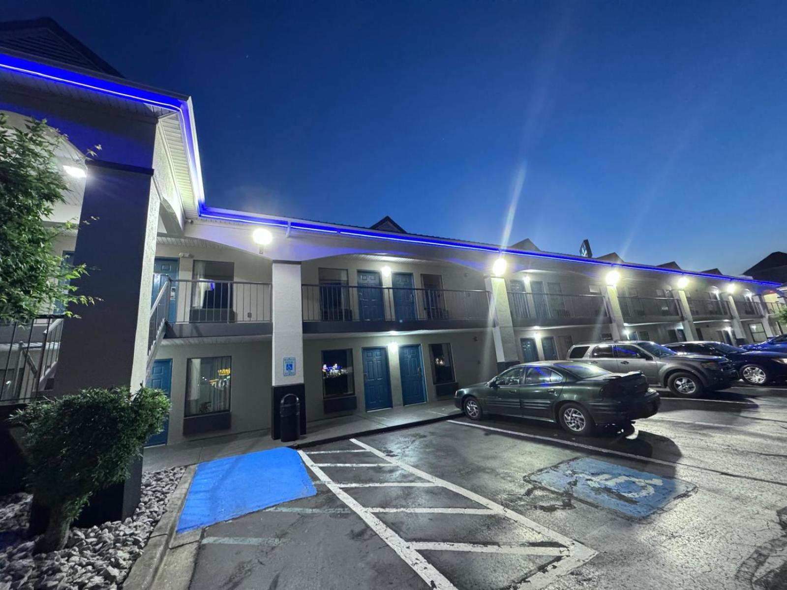 Motel And Florence